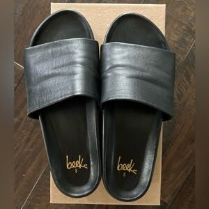 Beek Pelican Leather Platform Sandals